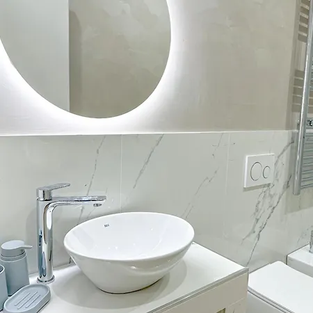 Niccolini 26 - 5 Min Da Metro - Silenzioso Apartment Mailand