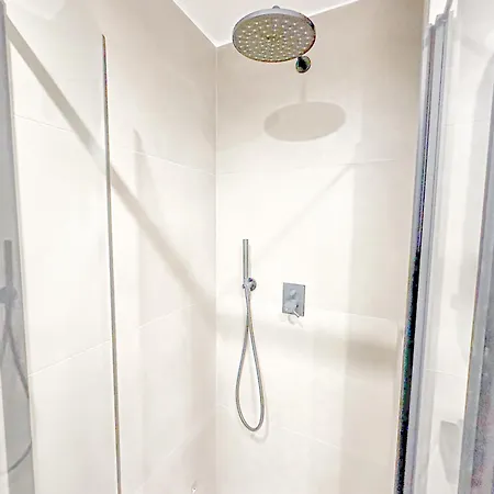 Canonica 72 - 10 Min Da Parco Sempione Apartamento *