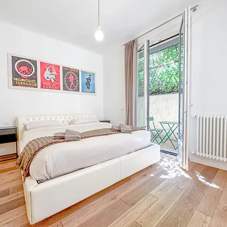 Montenapoleone Luxury *