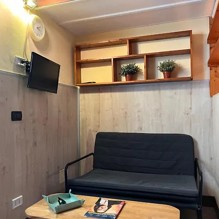 Tiny Wood Apartament Mediolan
