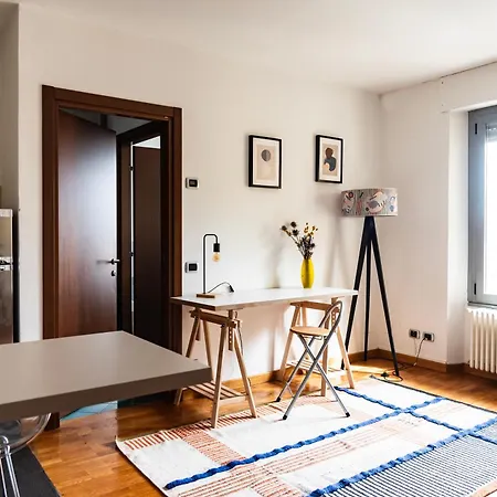 Apartment Youhosty - Rosmini 8