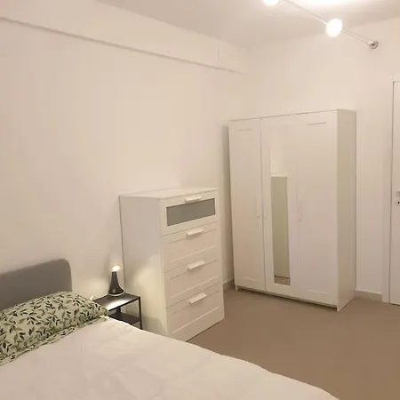 Garden Flat In Navigli Zone Apartmán