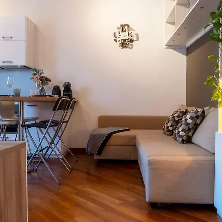 - 10 Min Duomo- M3 - Urban Retreat 아파트