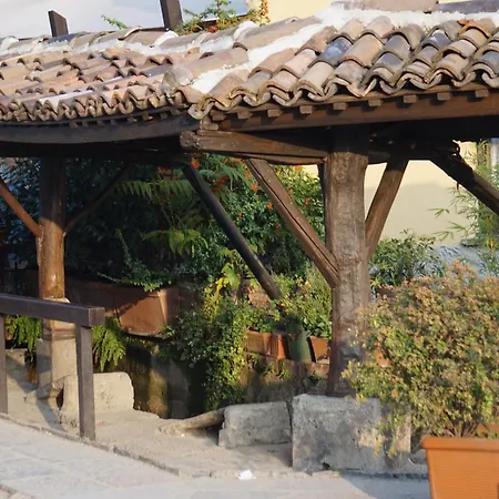 拉万代巷一室公寓