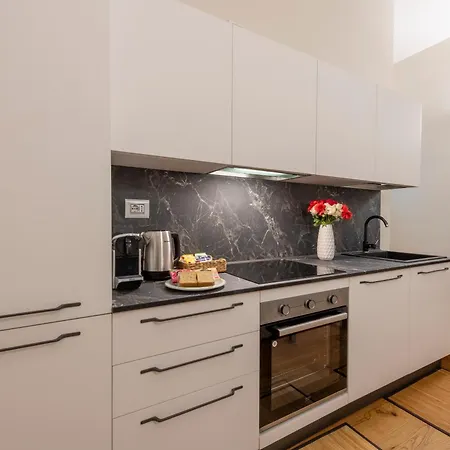 Arcimboldi 5 A Due Passi Dal Duomo Апартаменты Милан