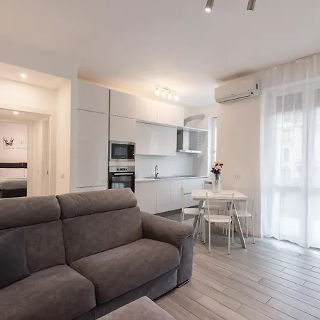 Audrey Flat Apartment