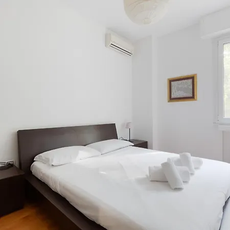 Guesthost - Irnerio- Washington Balcony Апартаменты