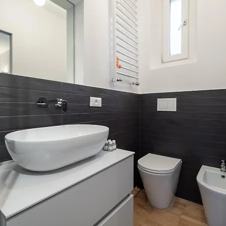 Apartment Keys Of Italy - Melloni 4 / Mustard Revolution