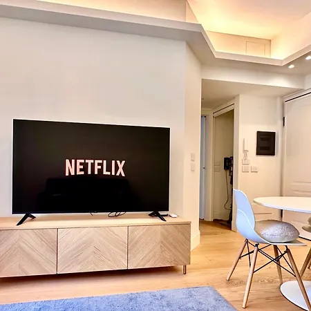 Casa Angelo Design Flat - Milan, Porta Venezia, 3 Metro Stops Duomo Lägenhet