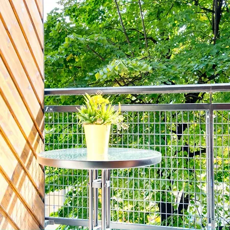 Italianflat - Elegant With Balcony In Navigli 4*