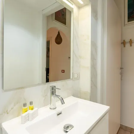 Lecco By Halldis Apartment