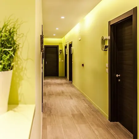 Made To Measure Business Guest house 2*