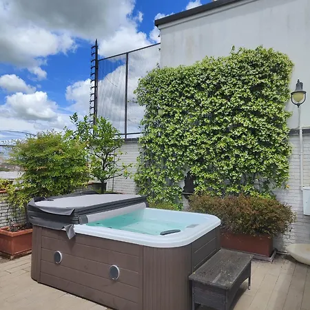 Rooftop Terrace - Elegante Attico Con Idromassaggio