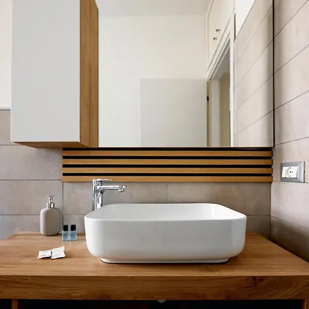 Garibaldi Oasis Retreat - Awesome Location In The Modern