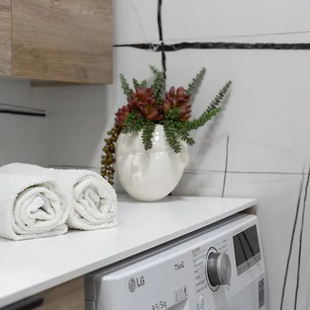 Artstay Exclusive Navigli, Metro & Parking 米兰