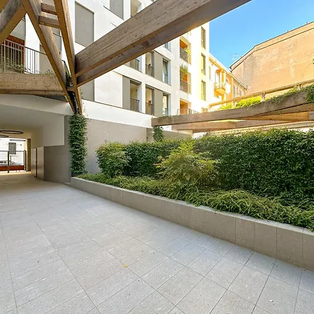 Menotti 11 - 15 Min Dal Duomo Appartement *