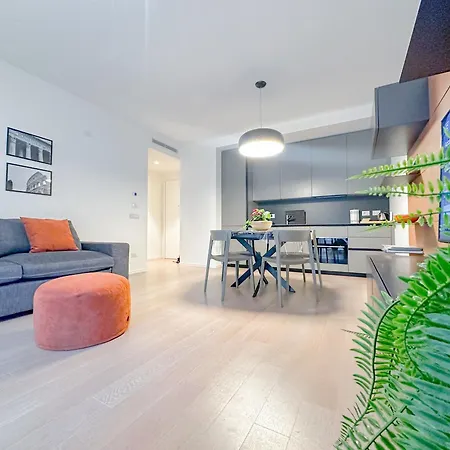 Menotti 11 - 15 Min Dal Duomo Appartement *