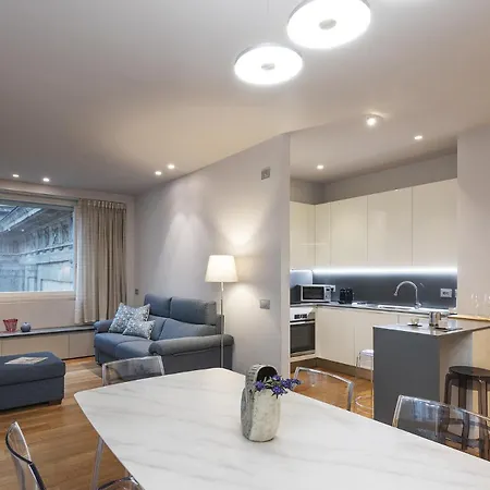 Fifty Eight Duomo Two Bedrooms *