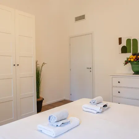 Lejlighed Elegant Flat - Few Minutes To Duomo & Prada Milano