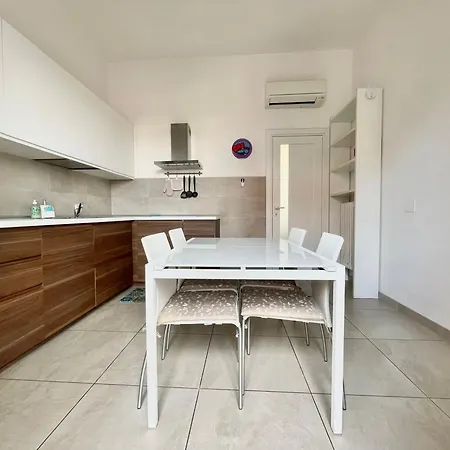 Navigli Nest - Heart Of *