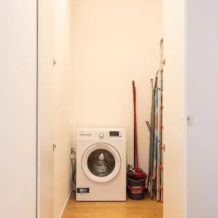 Splendid One Bedroom De Angeli 2nd Fl - Mirable Pm Apartment *