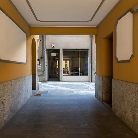 アパート Frisi Di Porta Venezia ミラノ