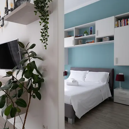 Cinema Station - 10 Mins Citycenter Apartament