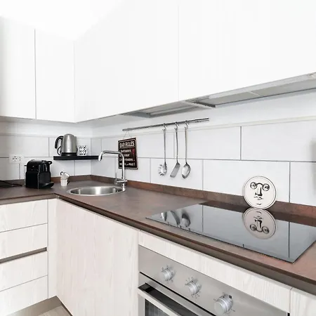 Apartament Cinema Station - 10 Mins Citycenter Mediolan