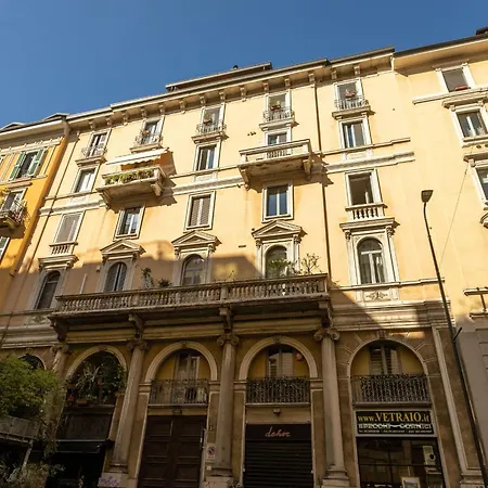 Apartment Lecco By Halldis Milan