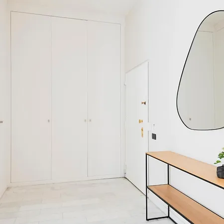 Relstay - Montenapoleone Apartment