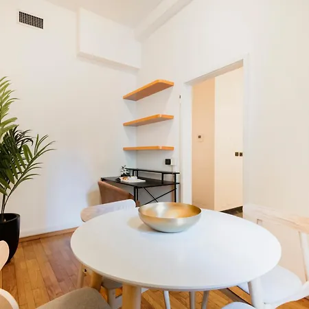 Apartment Relstay - Montenapoleone