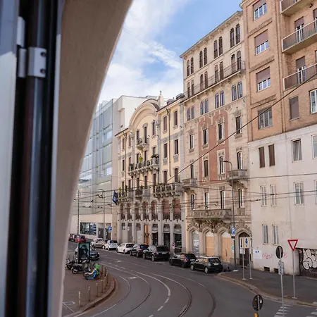 Eleganza Design Corso Porta Garibaldi - 80 Mq *