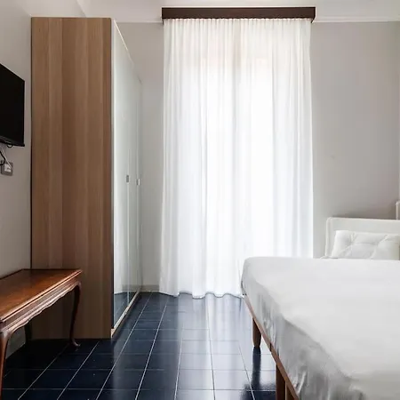 Daire Casa Dina - Monolocale Washington De Angeli *