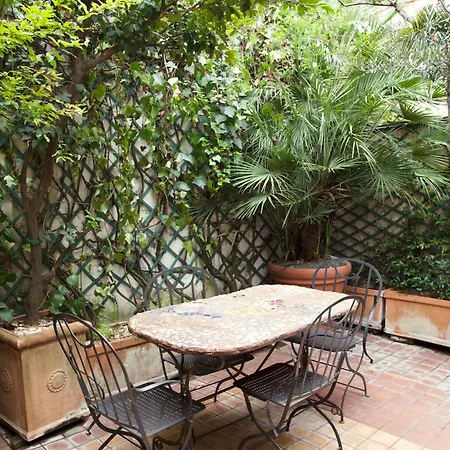 Wprelais Palm Fronds