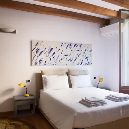 Wprelais Palm Fronds Апартаменты Милан