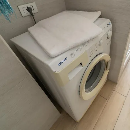Nelly Apartment Milan