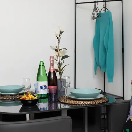 Apartament I Buenos Aires I Quiet Retreat With Ac & Wifi *