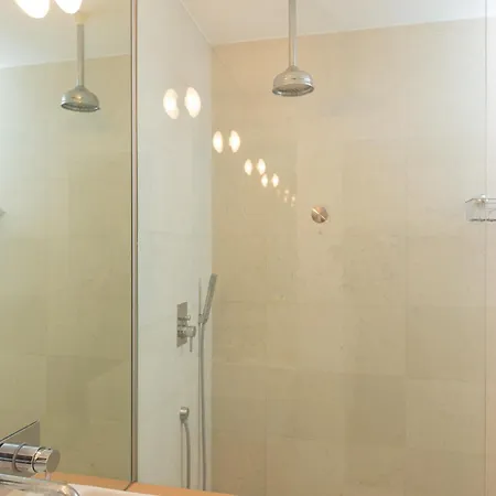 White And Brown Exclusive Loft With Terrace - Free Parking - M2 Station