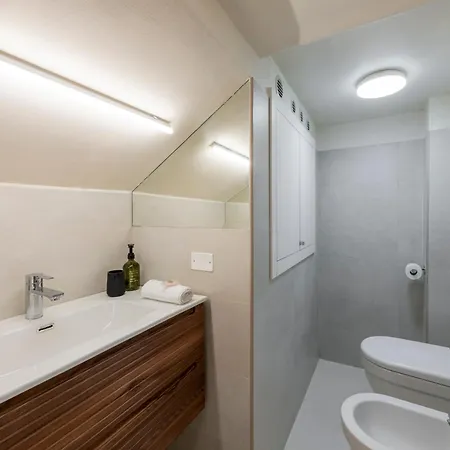 شقة Pontaccio, 4 - In The Art District *