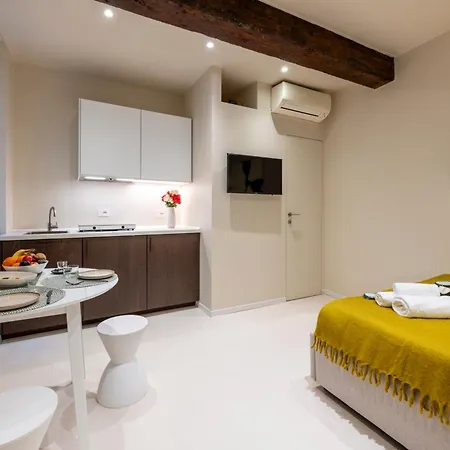 Pontaccio, 4 - In The Art District شقة *