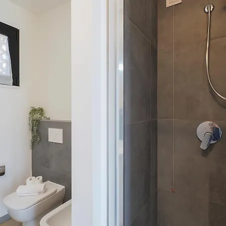 Primopiano - Tajani * מילאנו