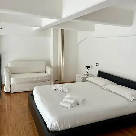 Loft Industrial Revival Prázdninový dům Milán