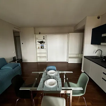 Luna Gym & Pool Exclusive * ميلان