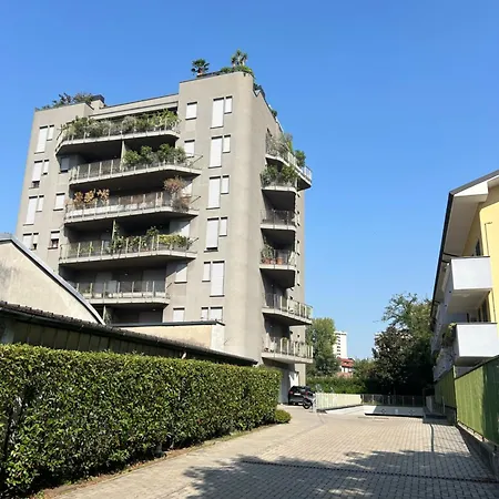 Fiftyfive-one Zuretti Appart hôtel