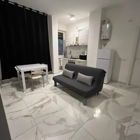 Bocconi - Jcube Hotellerie * Milán