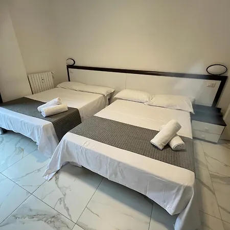 Jcube Bocconi Apartman