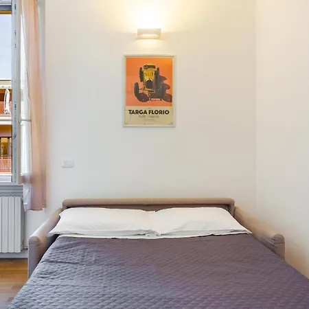 Lux Navigli Center *