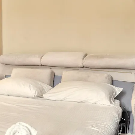 Joivy Bright 1br Flat Near Centro Storico Appartamento Milano
