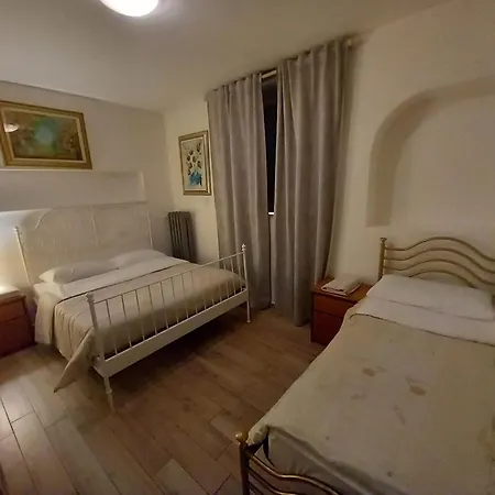 3 Station Free Parking