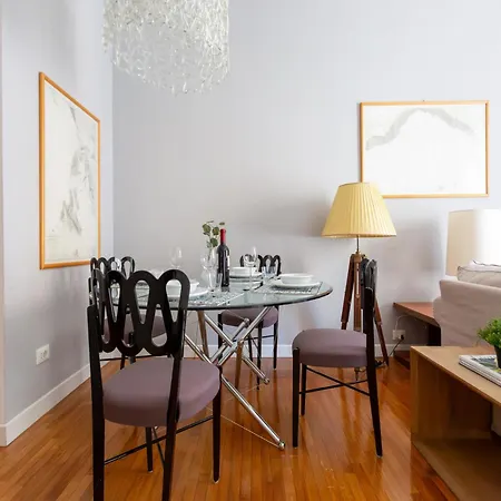 The Rent - Spacious Two-bedroom In Crocetta